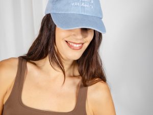 gorra de mica en mica